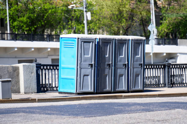 Porta potty delivery and setup in Colfax, WI